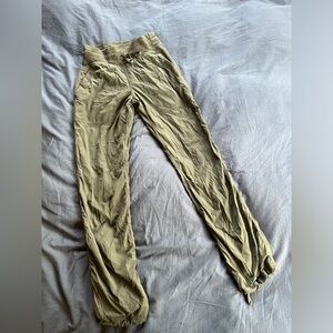 Lululemon Lined Dance Studio Pants, Size 2, Green
